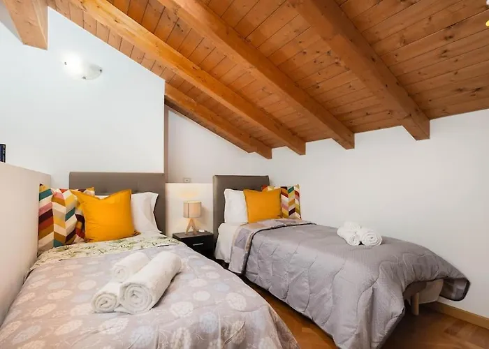 Borgo Palazzo - Vista Citta Alta E Terrazza شقة